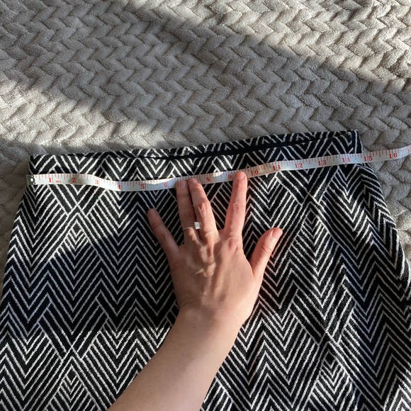 ๐ค Zara Geometric Knit Mini Skirt - Picture 6 of 6